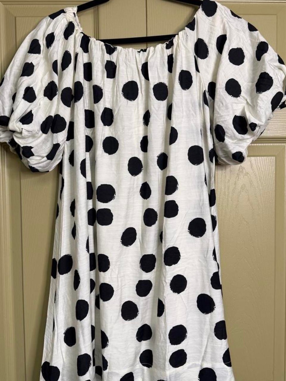 H&M White Dress with Black Polka Dots and Puff Sleeves